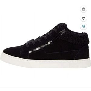 Steve Madden Kameo Sneakers Zipper Closure Faux Sherpa 10 NWOB